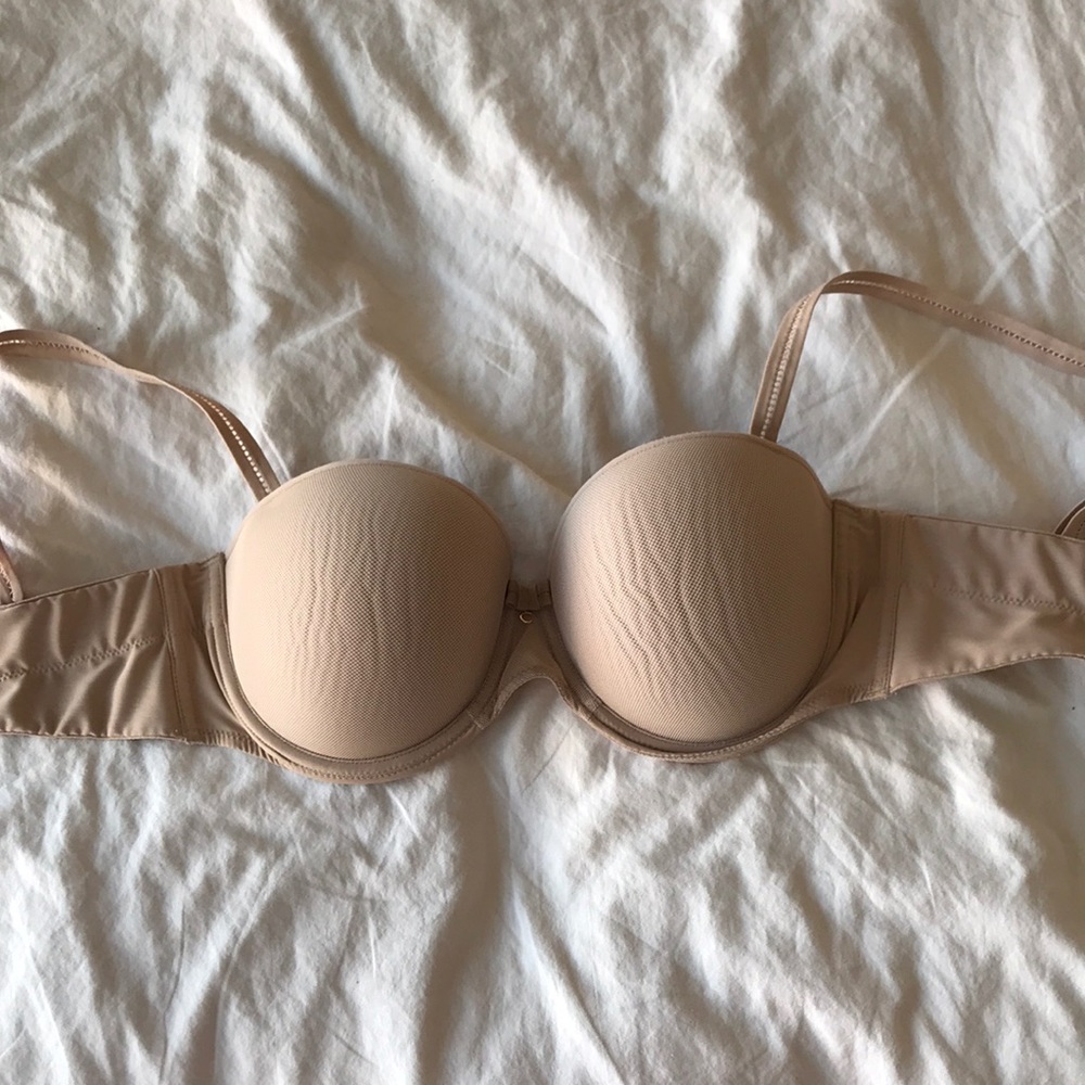 Chantelle nude bra